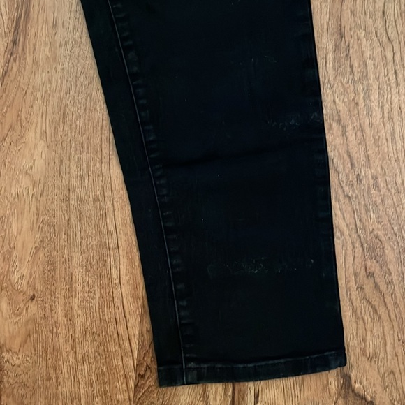 No Boundaries Straight Ankle Jeans - Picture 2 of 5